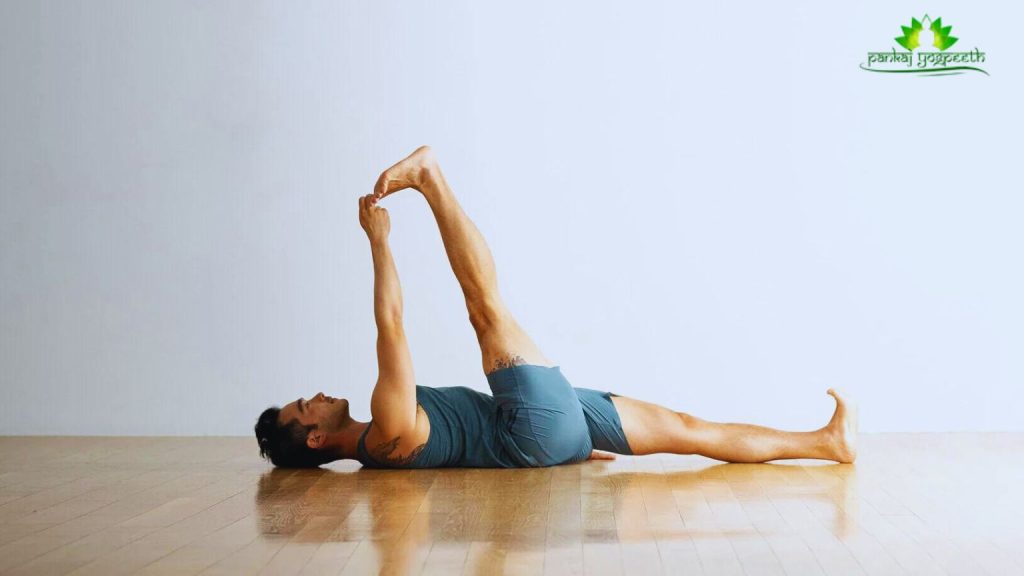 Supine Hand-to-Big-Toe Pose (Supta Padangusthasana)